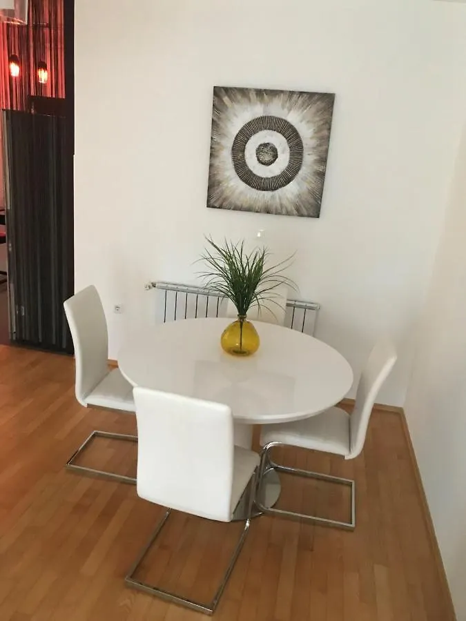 Apartment Angela With Private Garage Slot Pula 0*,  Croatia
